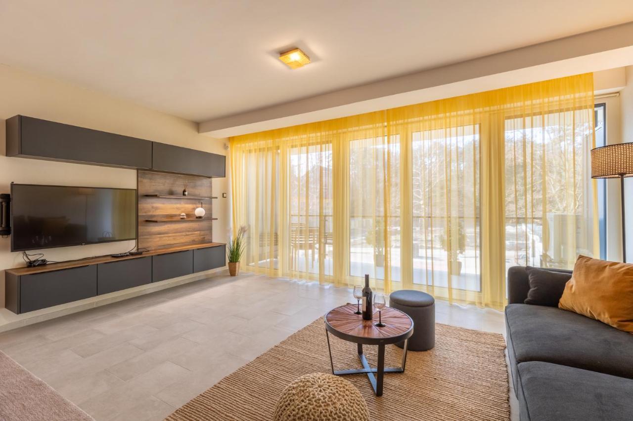 Marinelake Apartman Balatonfoeldvar By Bltn Ngoại thất bức ảnh