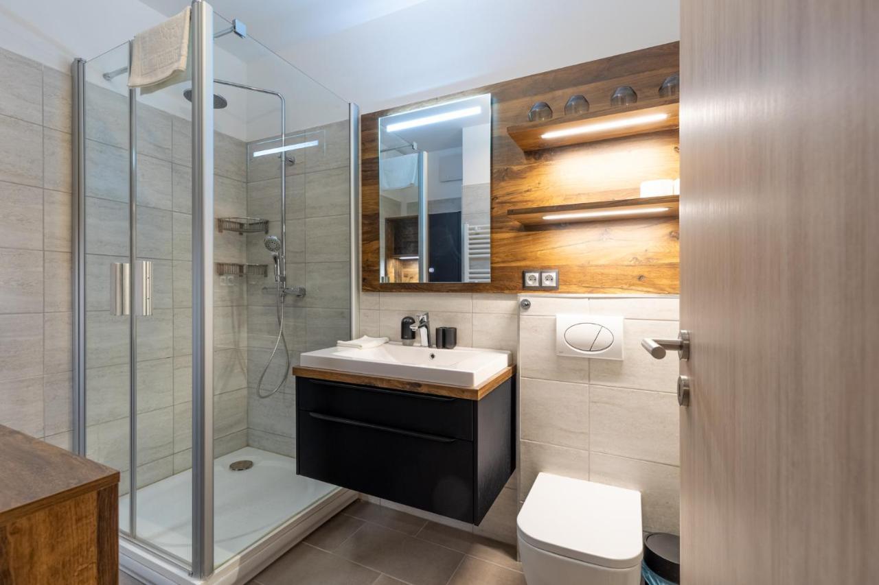 Marinelake Apartman Balatonfoeldvar By Bltn Ngoại thất bức ảnh